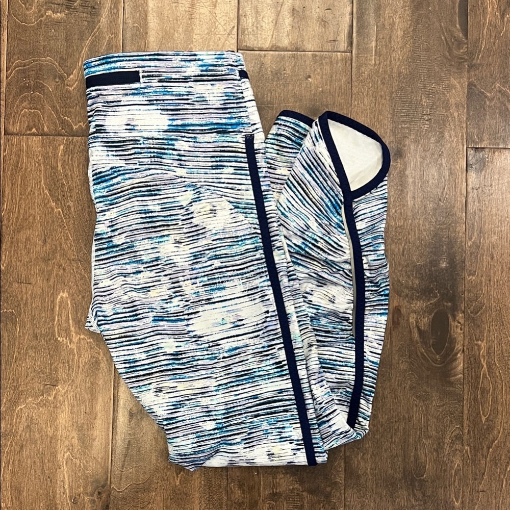 lululemon athletica Blue and White Patterned Leggings
